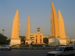 Democracy Monument decorated for Valentine's Day